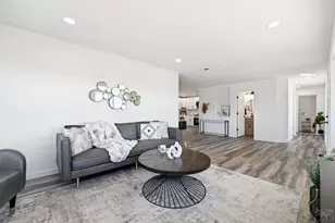 1361 S Tonalea Dr, Pueblo, CO 81007 - Photo 4