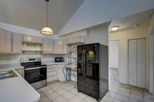 949 Coyote Cir, Coal Creek, CO 80122 - Photo 12
