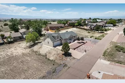 841 S Dogwood, Pueblo, CO 81007 - Photo 32