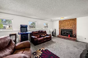7 Emperor Ct, Pueblo, CO 81005 - Photo 16