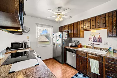 7 Emperor Ct, Pueblo, CO 81005 - Photo 6