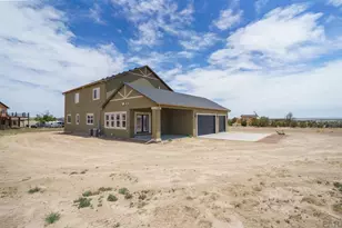 999 Charlo Dr, Pueblo, CO 81007 - Photo 4