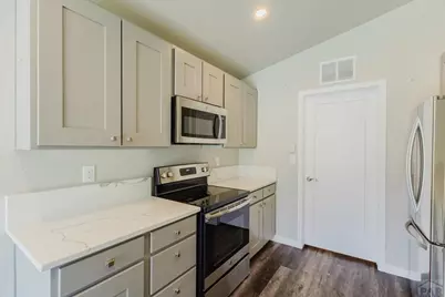 2210 Antelope Way, Pueblo, CO 81005 - Photo 6
