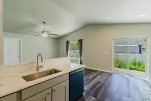 2210 Antelope Way, Pueblo, CO 81005 - Photo 4