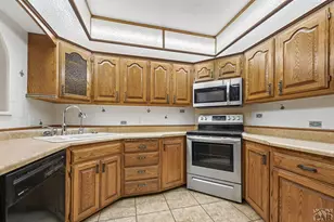 61 Radcliff Ln, Pueblo, CO 81005 - Photo 12