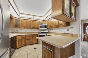 61 Radcliff Ln, Pueblo, CO 81005 - Photo 10