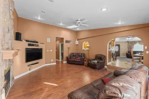 61 Radcliff Ln, Pueblo, CO 81005 - Photo 14