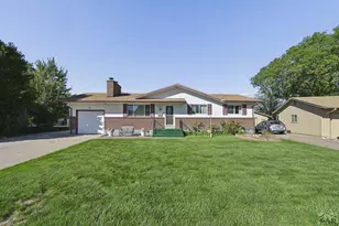 61 Radcliff Ln, Pueblo, CO 81005 - Photo 1