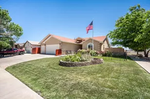 3538 Raccoon Ln, Pueblo, CO 81005 - Photo 2