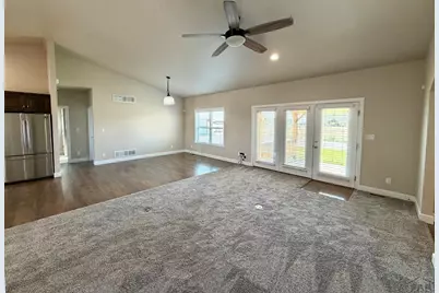 698 W McCulloch Blvd, Pueblo West, CO 81007 - Photo 14