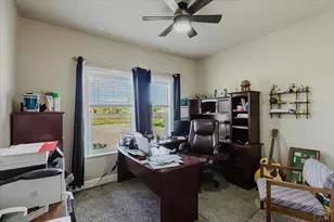 698 W McCulloch Blvd, Pueblo West, CO 81007 - Photo 16