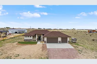1025 Dalton Brothers Dr, Pueblo West, CO 81007 - Photo 4