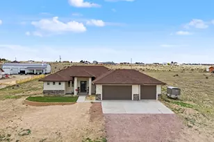 1025 Dalton Brothers Dr, Pueblo West, CO 81007 - Photo 4
