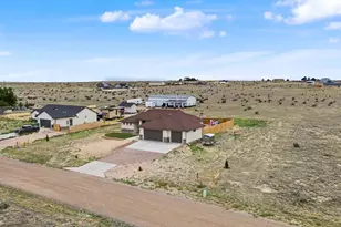 1025 Dalton Brothers Dr, Pueblo West, CO 81007 - Photo 6
