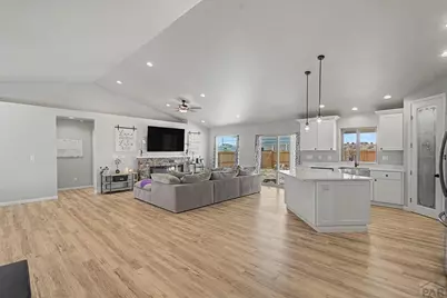 1025 Dalton Brothers Dr, Pueblo West, CO 81007 - Photo 18