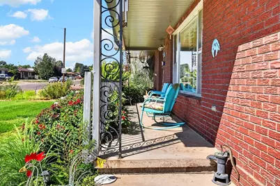 15 Stanford Ave, Pueblo, CO 81005 - Photo 2