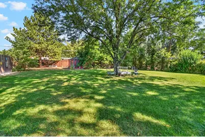 15 Stanford Ave, Pueblo, CO 81005 - Photo 30