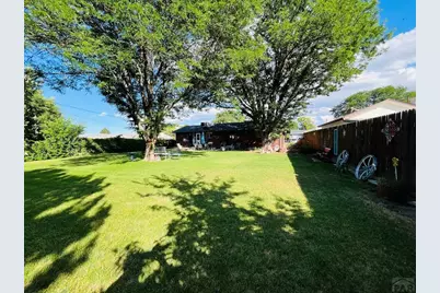 15 Stanford Ave, Pueblo, CO 81005 - Photo 2