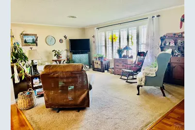15 Stanford Ave, Pueblo, CO 81005 - Photo 8