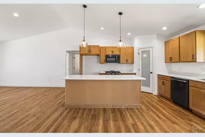 2094 W Woodstock Pl, Pueblo West, CO 81007 - Photo 8