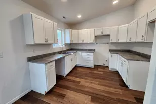 2122 West St, Pueblo, CO 81003 - Photo 4