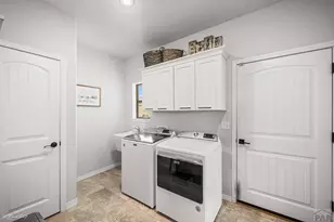 1075 Peaceful Ct, Pueblo, CO 81006 - Photo 14