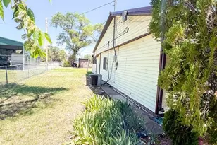 1052 Carson Ave, Las Animas, CO 81054 - Photo 6
