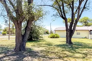1052 Carson Ave, Las Animas, CO 81054 - Photo 32