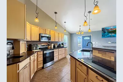 3315 Bighorn Ct, Pueblo, CO 81005 - Photo 8