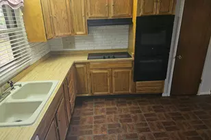 1108 Mass St, Pueblo, CO 81001 - Photo 8