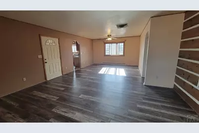 1049 York Ave, Canon City, CO 81212 - Photo 10
