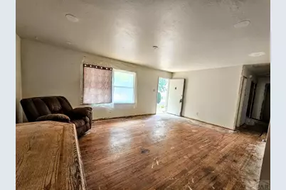 1109 Ruppel St, Pueblo, CO 81001 - Photo 2