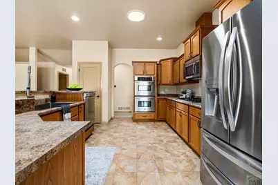 3324 Lions Pride Ln, Pueblo, CO 81005 - Photo 6