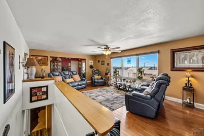 4011 Valley Dr, Pueblo, CO 81008 - Photo 6