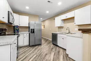 1219 Pine St, Pueblo, CO 81004 - Photo 6