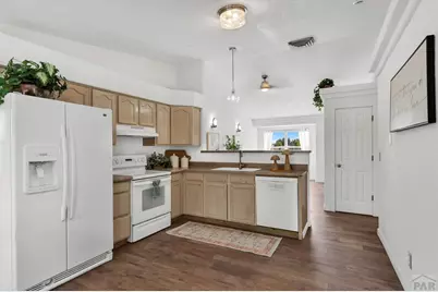 311 E Bond Dr, Pueblo, CO 81007 - Photo 6