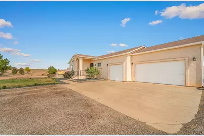 1165 W Meadowmoor Dr, Pueblo, CO 81007 - Photo 42