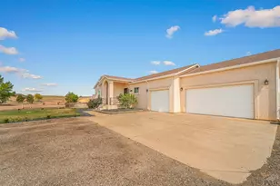 1165 W Meadowmoor Dr, Pueblo, CO 81007 - Photo 42