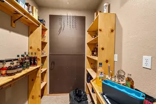 1165 W Meadowmoor Dr, Pueblo, CO 81007 - Photo 30