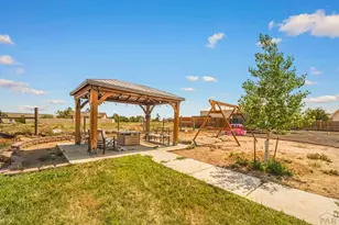 1165 W Meadowmoor Dr, Pueblo, CO 81007 - Photo 36