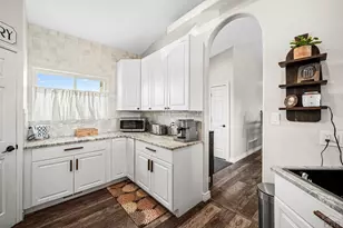 1165 W Meadowmoor Dr, Pueblo, CO 81007 - Photo 10