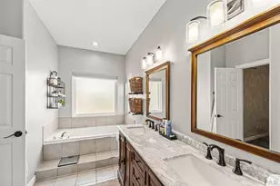 1165 W Meadowmoor Dr, Pueblo, CO 81007 - Photo 8