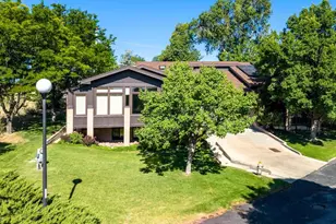 63 Country Club Village, Pueblo, CO 81008 - Photo 6