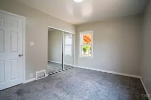 736 Jackson St, Pueblo, CO 81004 - Photo 14