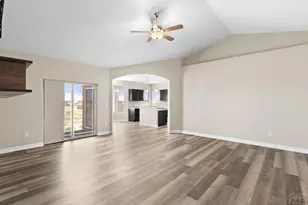 422 S Gilia Dr, Pueblo, CO 81007 - Photo 10