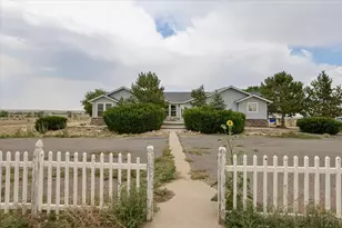 544 N Raymont Dr, Pueblo West, CO 81007 - Photo 1