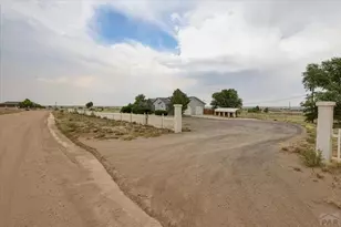 544 N Raymont Dr, Pueblo West, CO 81007 - Photo 44