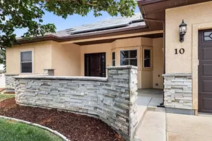 10 Erica Ct, Pueblo, CO 81001 - Photo 2