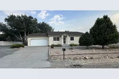 570 S Bellflower Dr, Pueblo West, CO 81007 - Photo 2