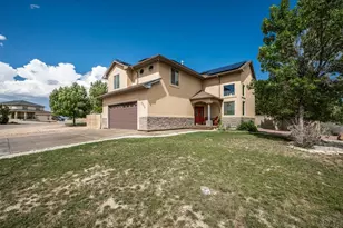 5078 Hummingbird Ct, Pueblo, CO 81008 - Photo 2